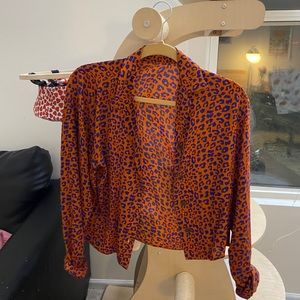 Red Cheetah cropped blouse in XS